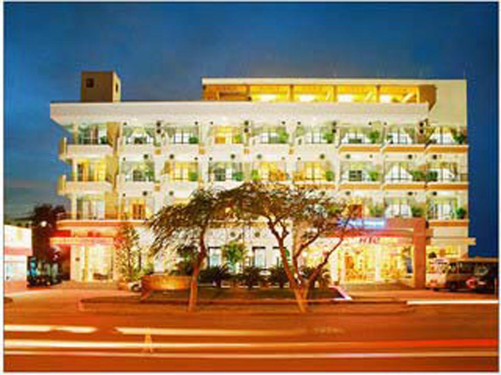 Aurora Nha Trang Hotel Exterior foto